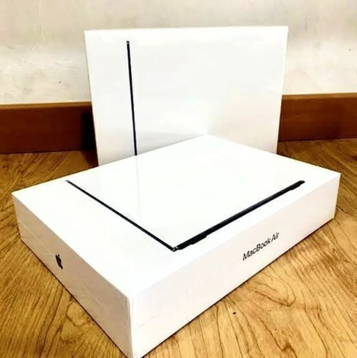 MacBook Air 13-inch, Apple M5 chip, 10C CPU, 8C GP