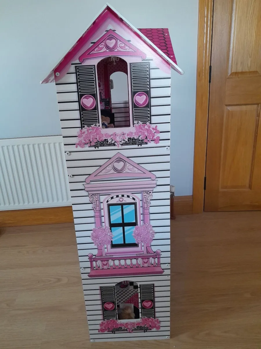 Doll house - Image 3