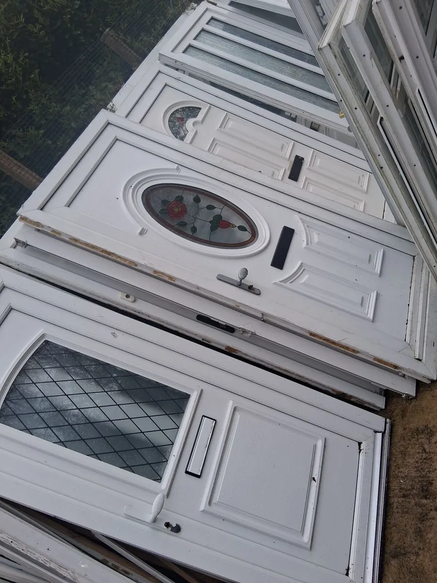 Pvc dorrs and windows