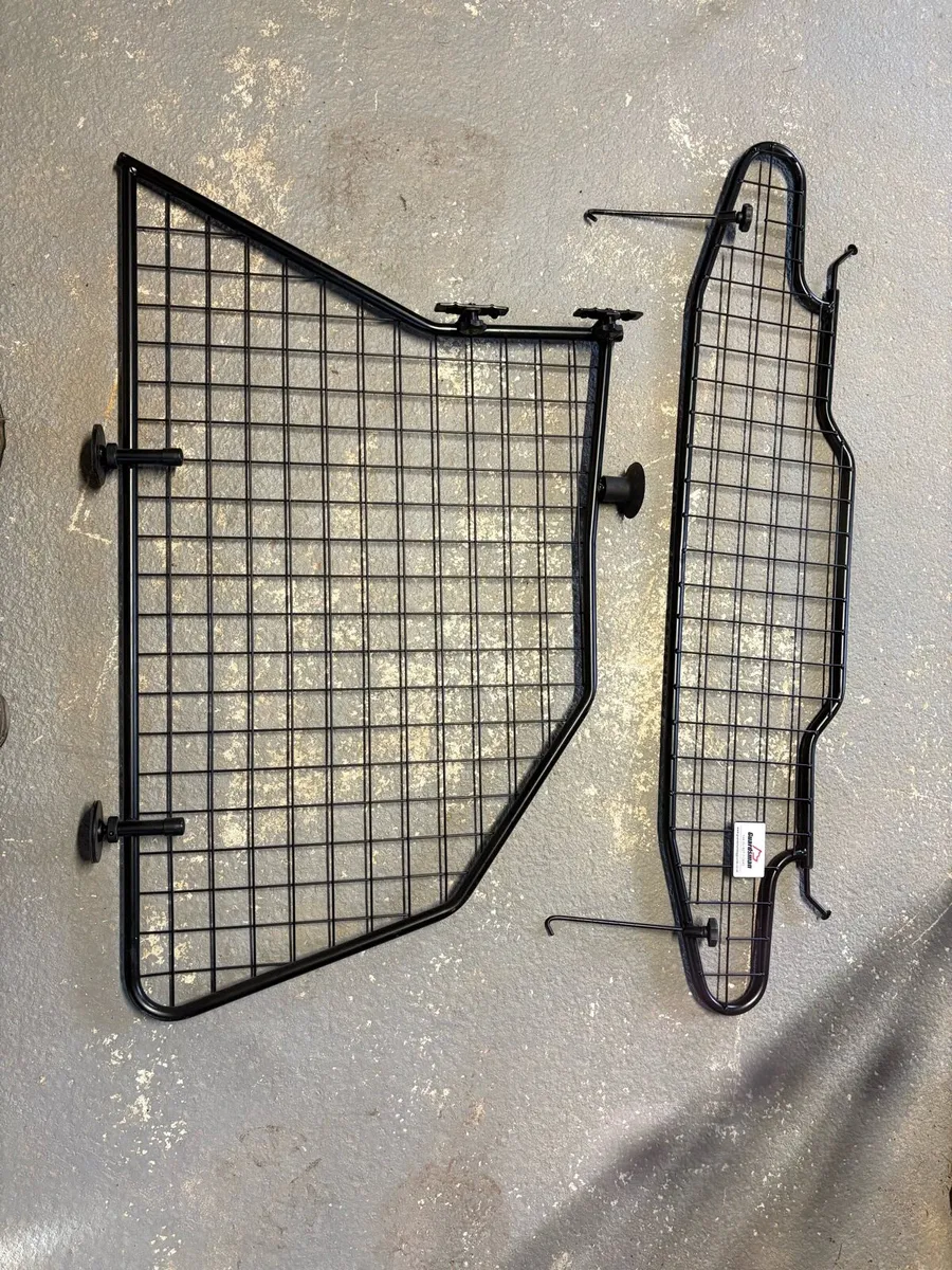 AUDI A6 DOG GUARD & BOOT DIVIDER - Image 3