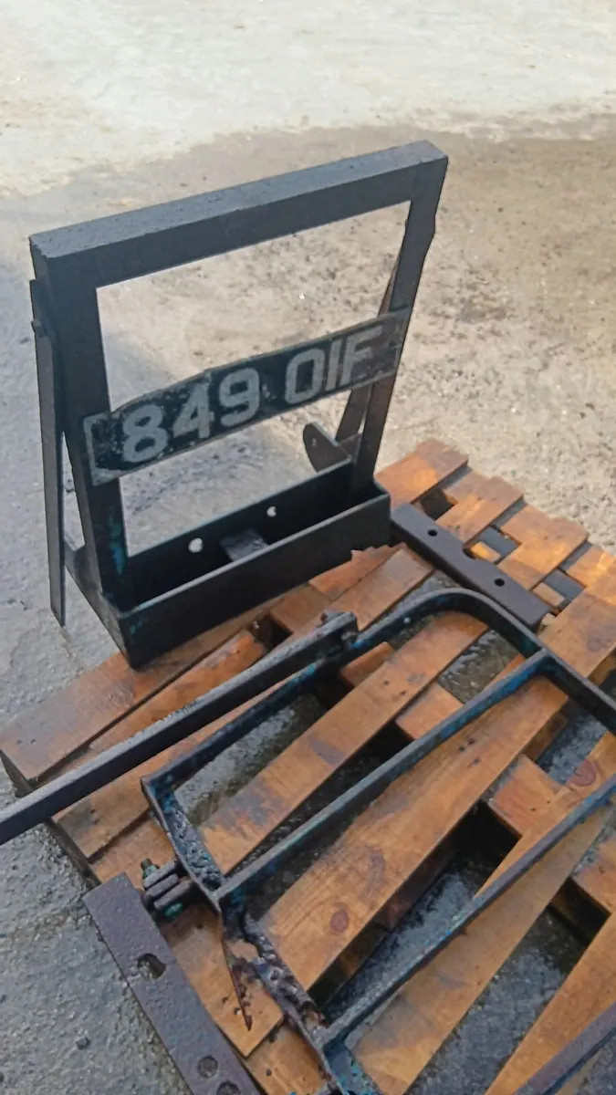 Ford parts - Image 2