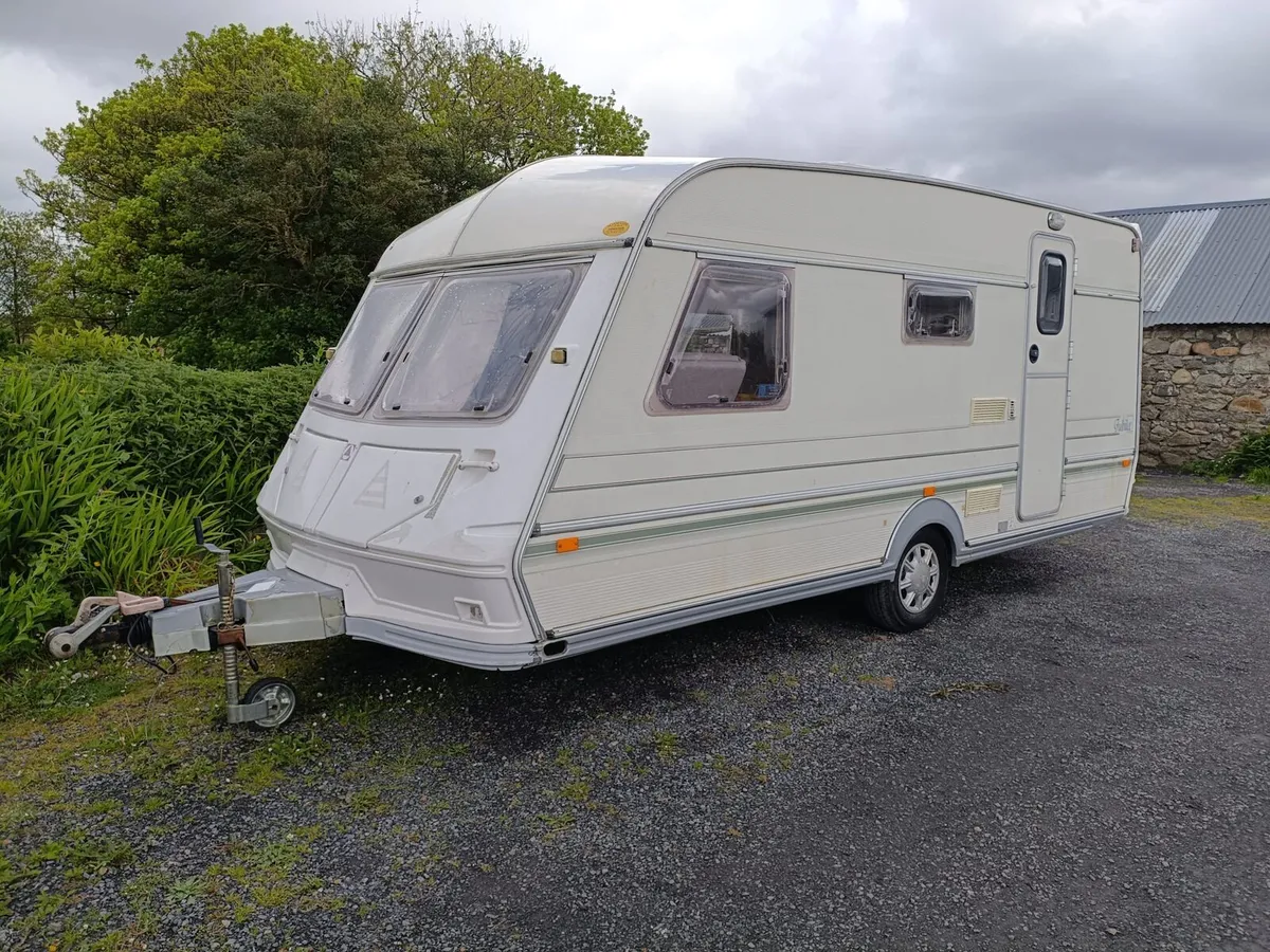 4 Berth Jubilee Caravan - Image 1