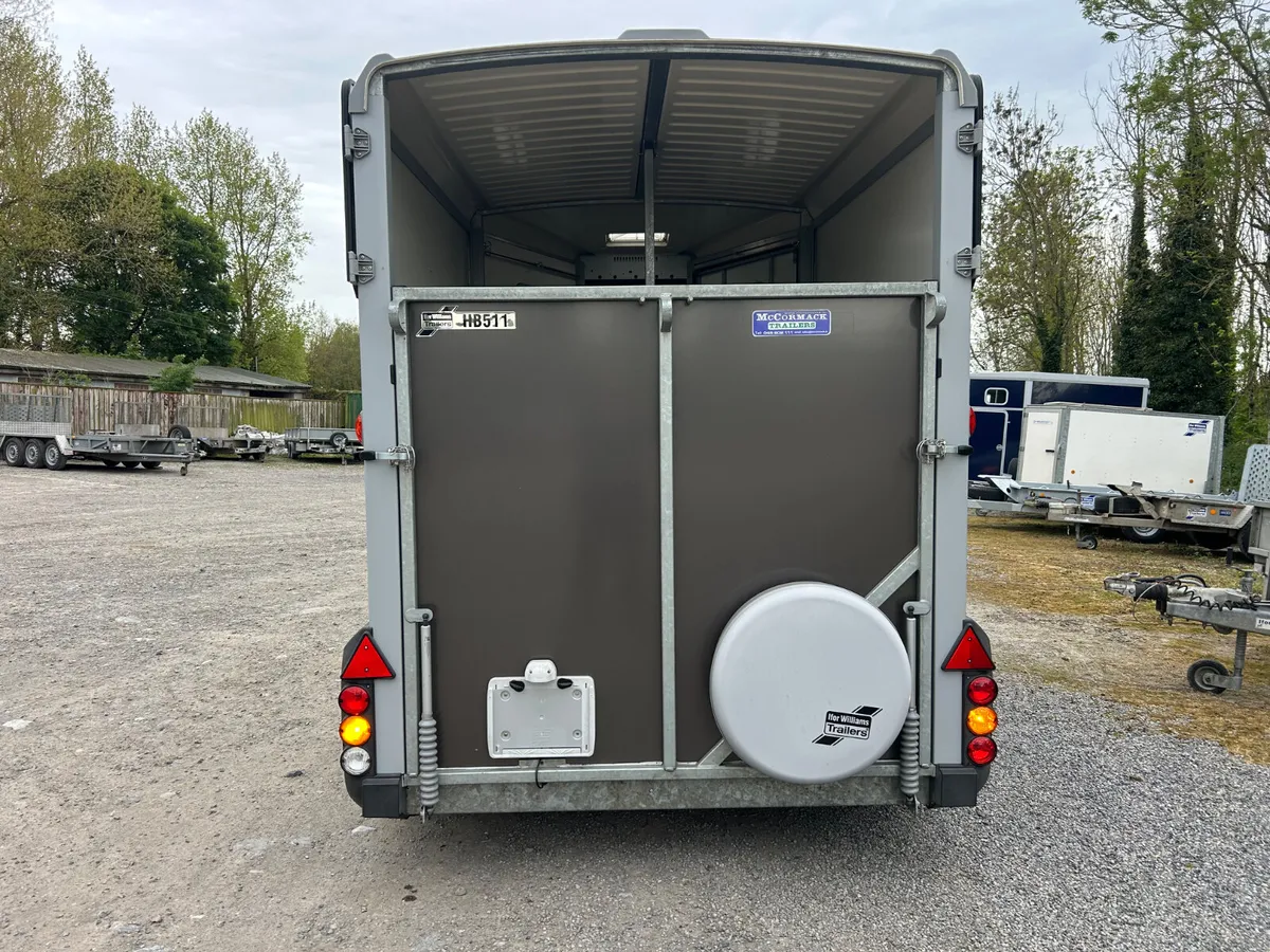 2022 Ifor Williams HB511  Horsebox - Image 3