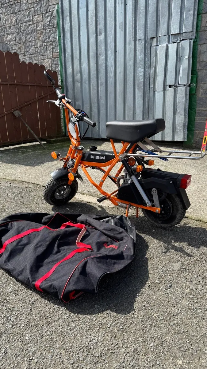 Di Blasi folding moped. - Image 4