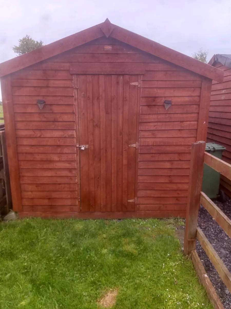 Timber shed - Image 1