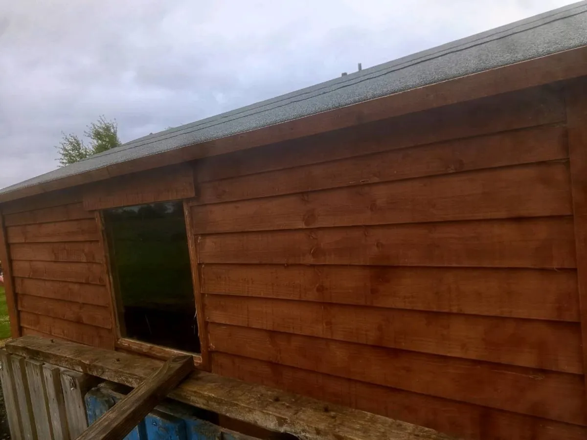 Timber shed - Image 3