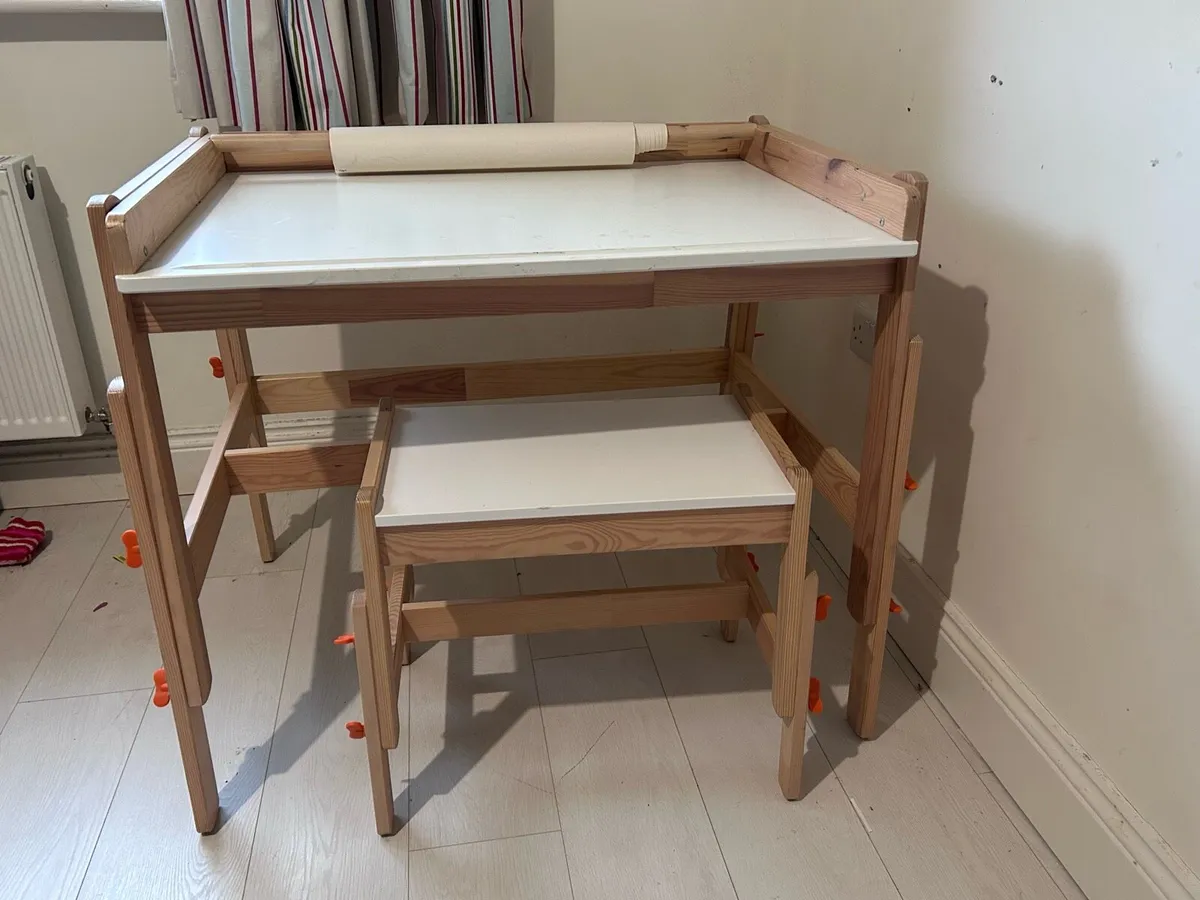 Childrens IKEA FLISAT Desk - Image 1