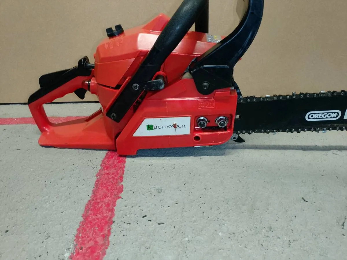 Chainsaw - Image 3