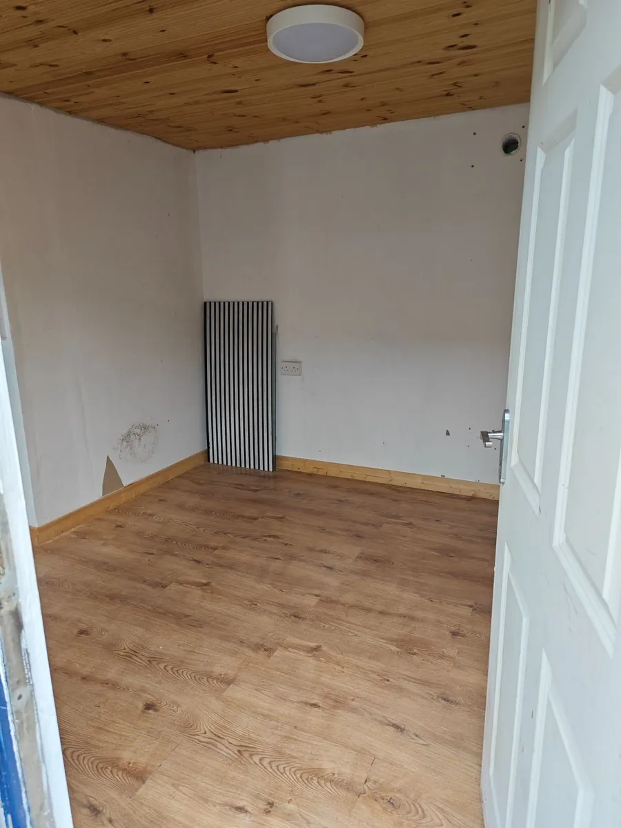 Porta Cabin for FREE - Image 2