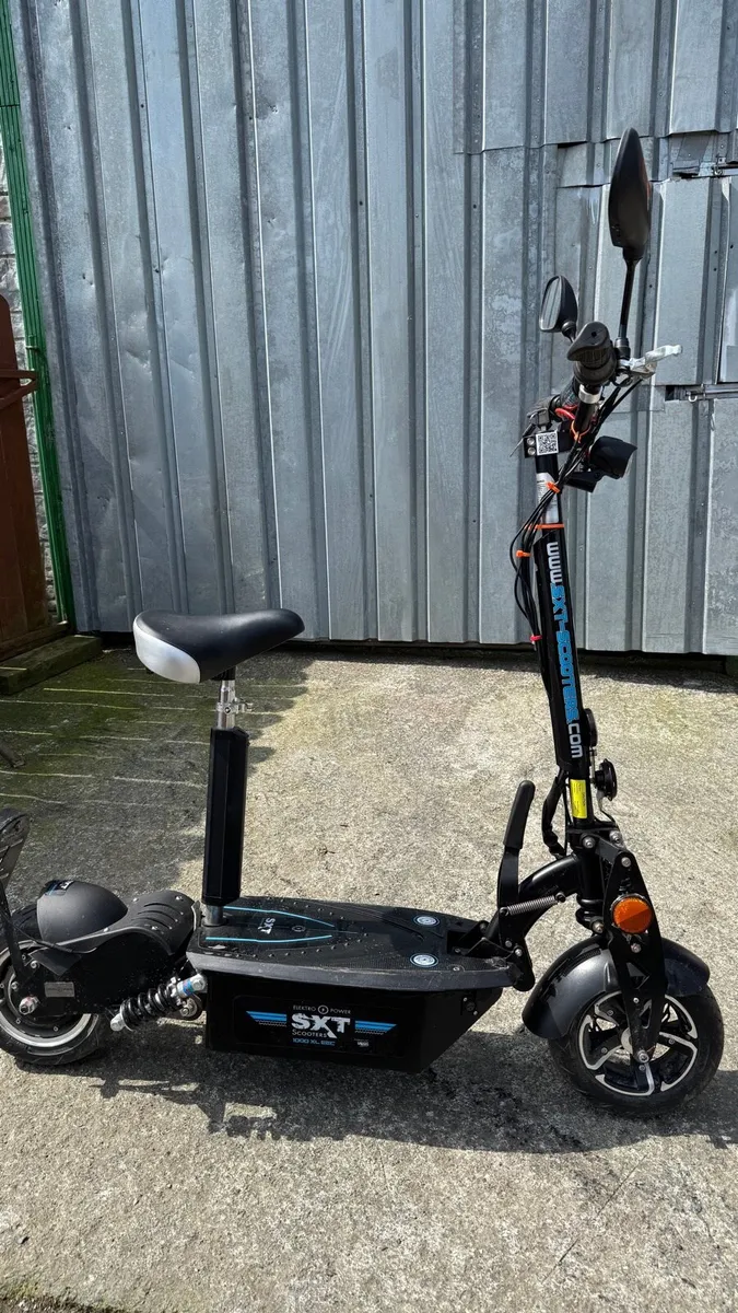 1000w SXT Electric scooter - Image 1