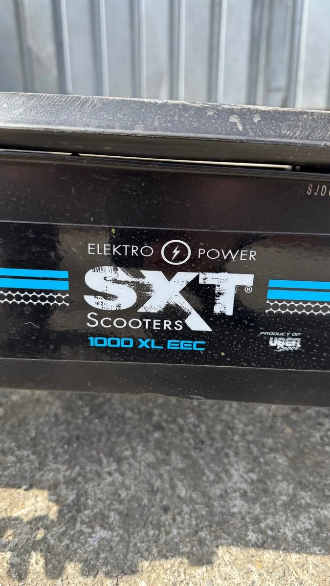 1000w SXT Electric scooter - Image 2