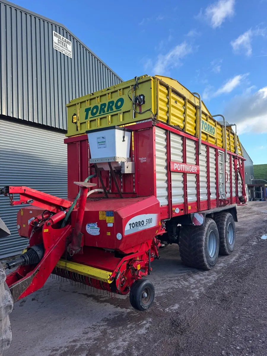 Pottinger silage wagon - Image 1