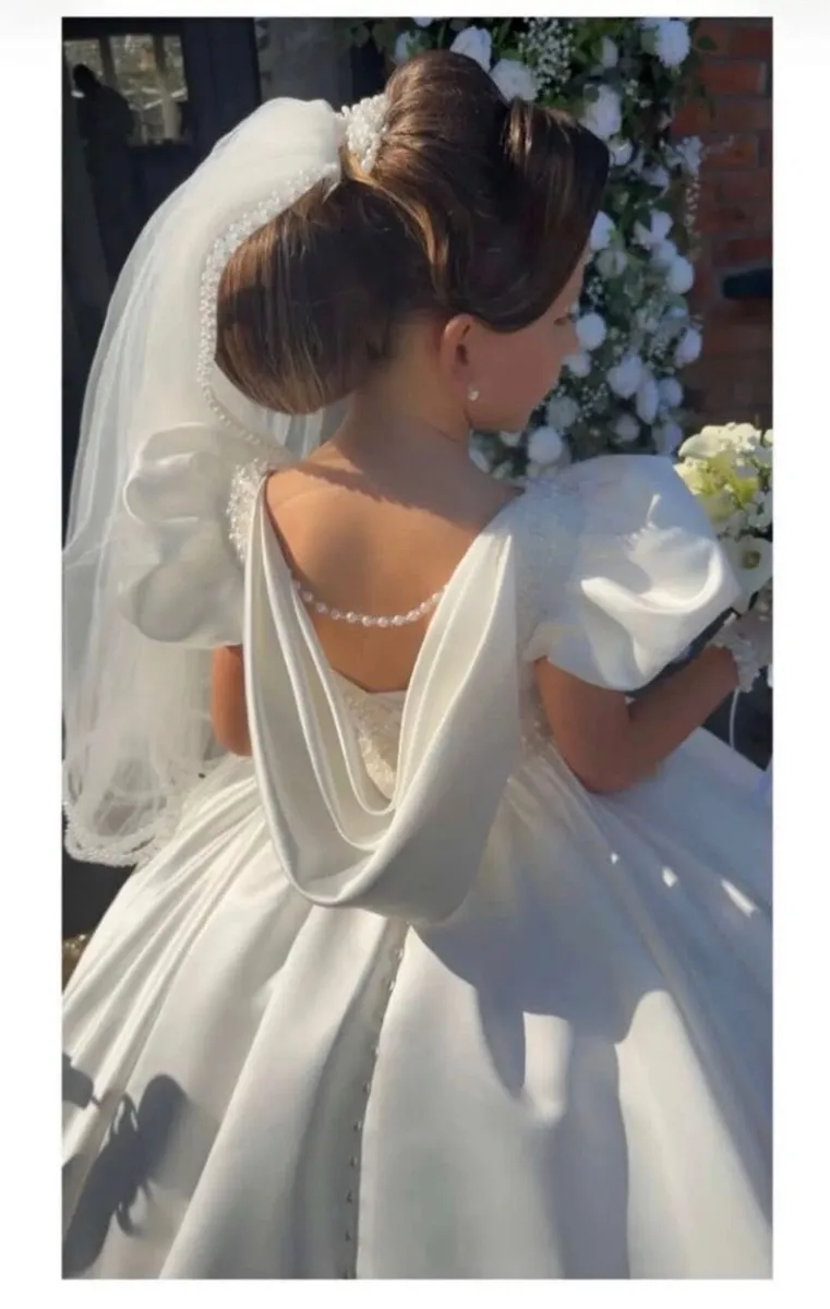 Costume made stunning communion dress - Image 3