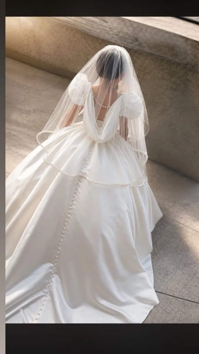 Costume made stunning communion dress - Image 4