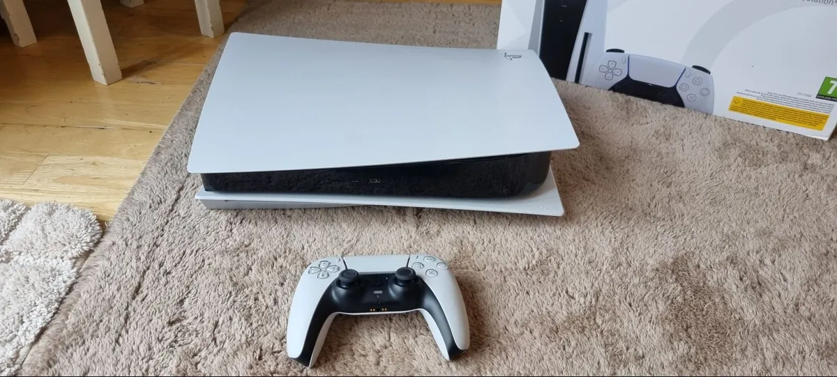 Playstation 5 Disc Edition + 1TB SSD - Image 3
