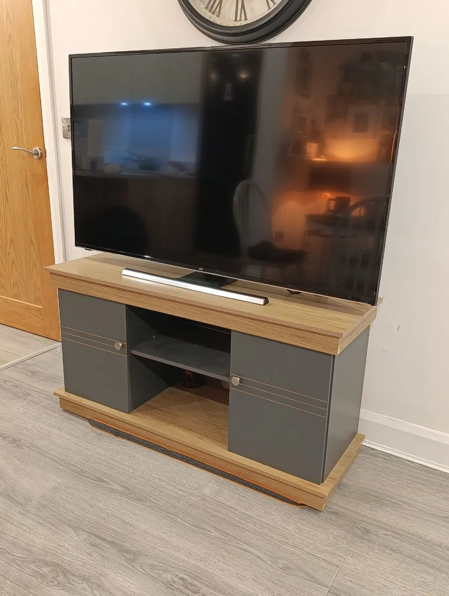 TV unit for sale - Image 2
