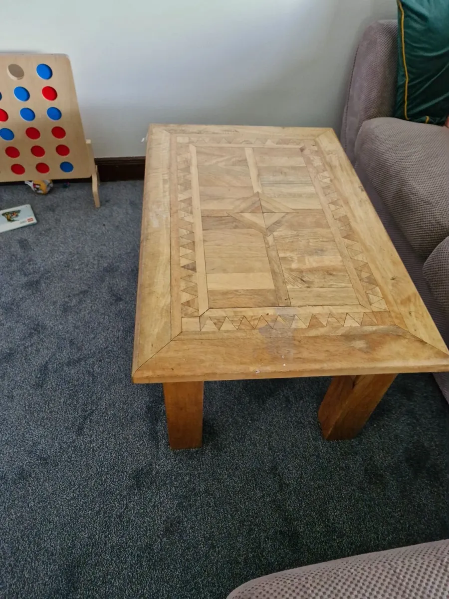 Wooden coffee table - Image 1