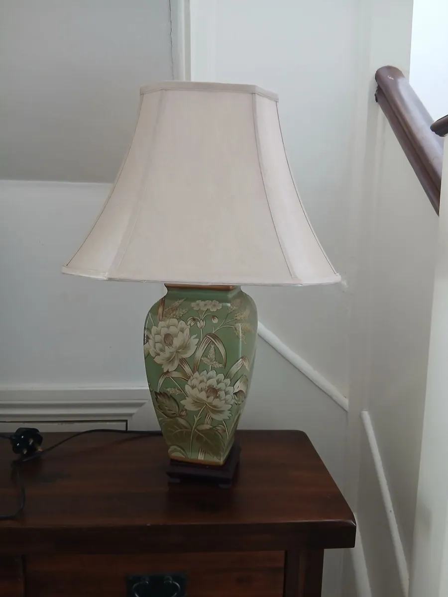 Lamp for console table