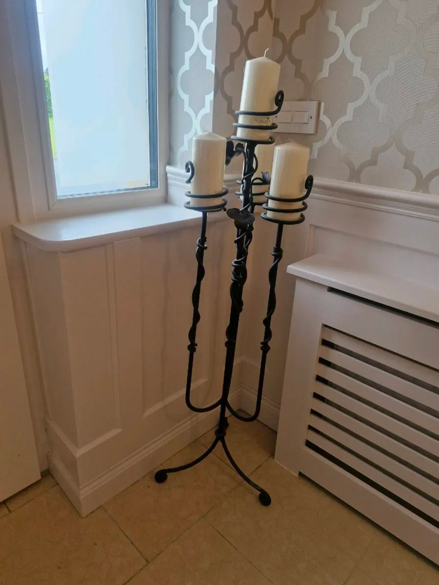 Candle stand