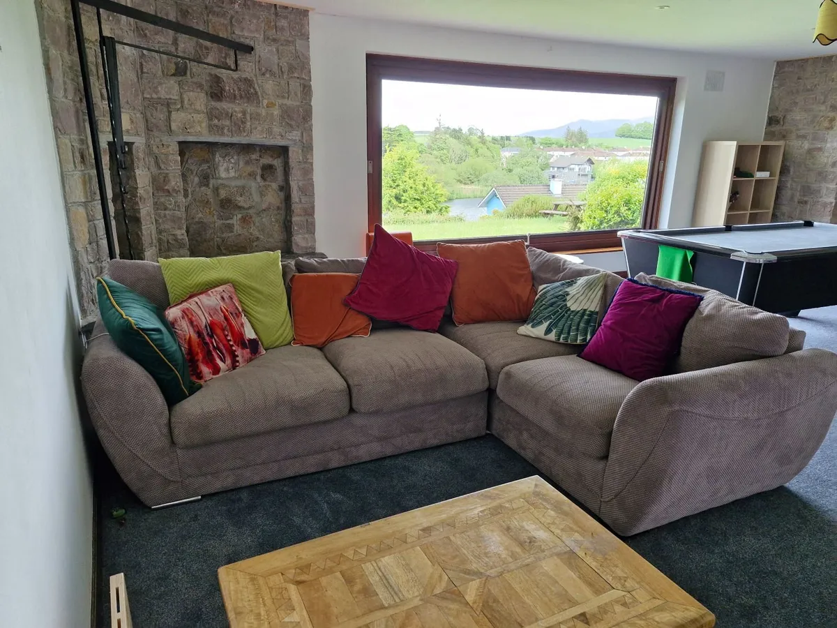 Beautiful L-Shaped Couch - Image 1