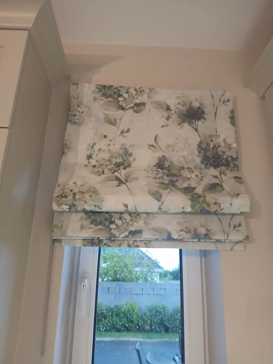 Roman blinds - Image 1