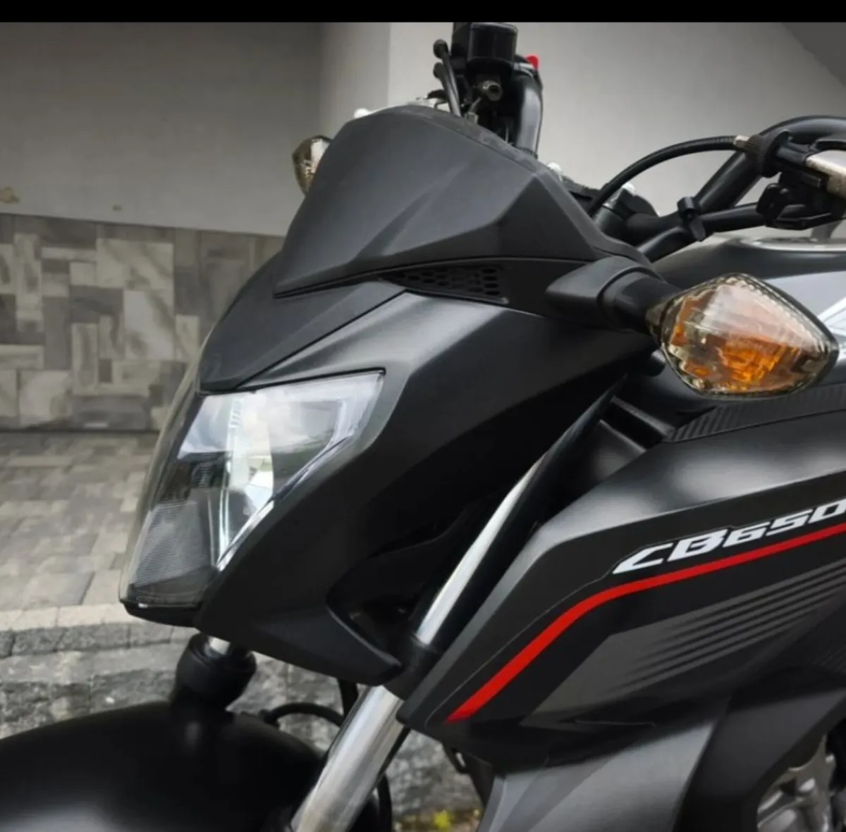 HONDA CB650F - Image 1