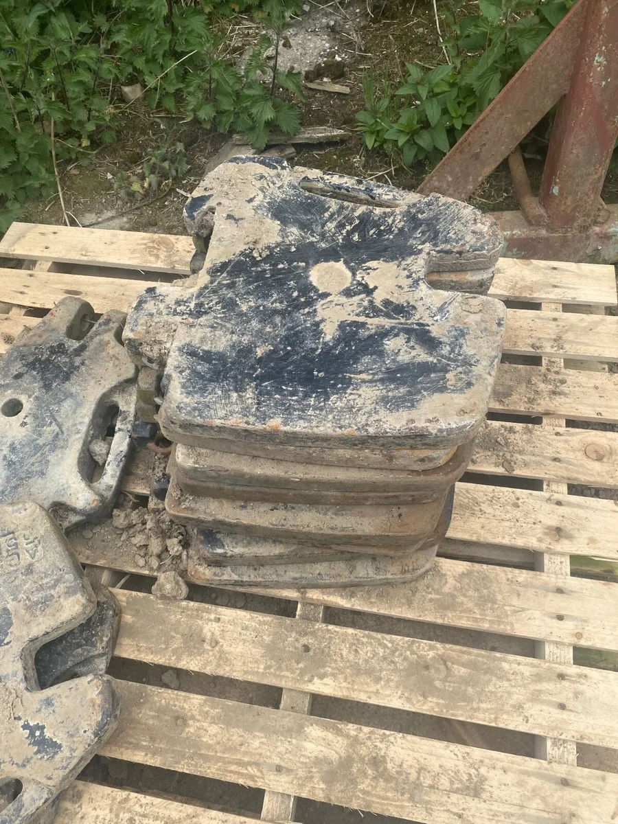 Tractors - Image 4
