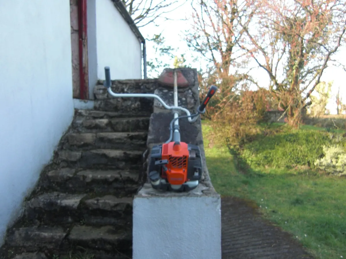 Oleo-Mac Strimmer - Image 3