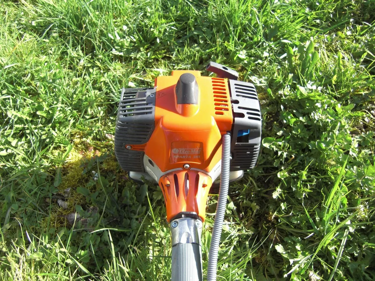 Oleo-Mac Strimmer - Image 4