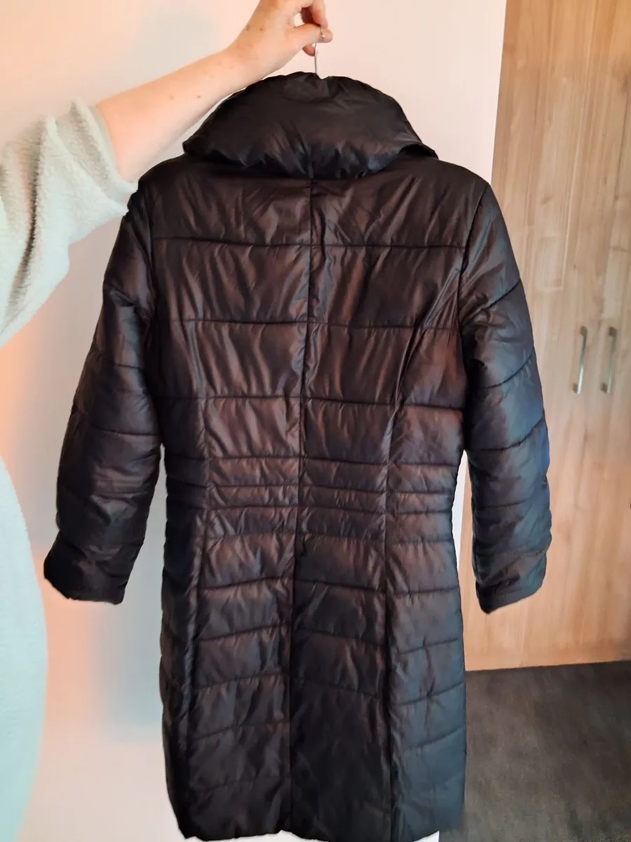Guess coat for sale - Image 2