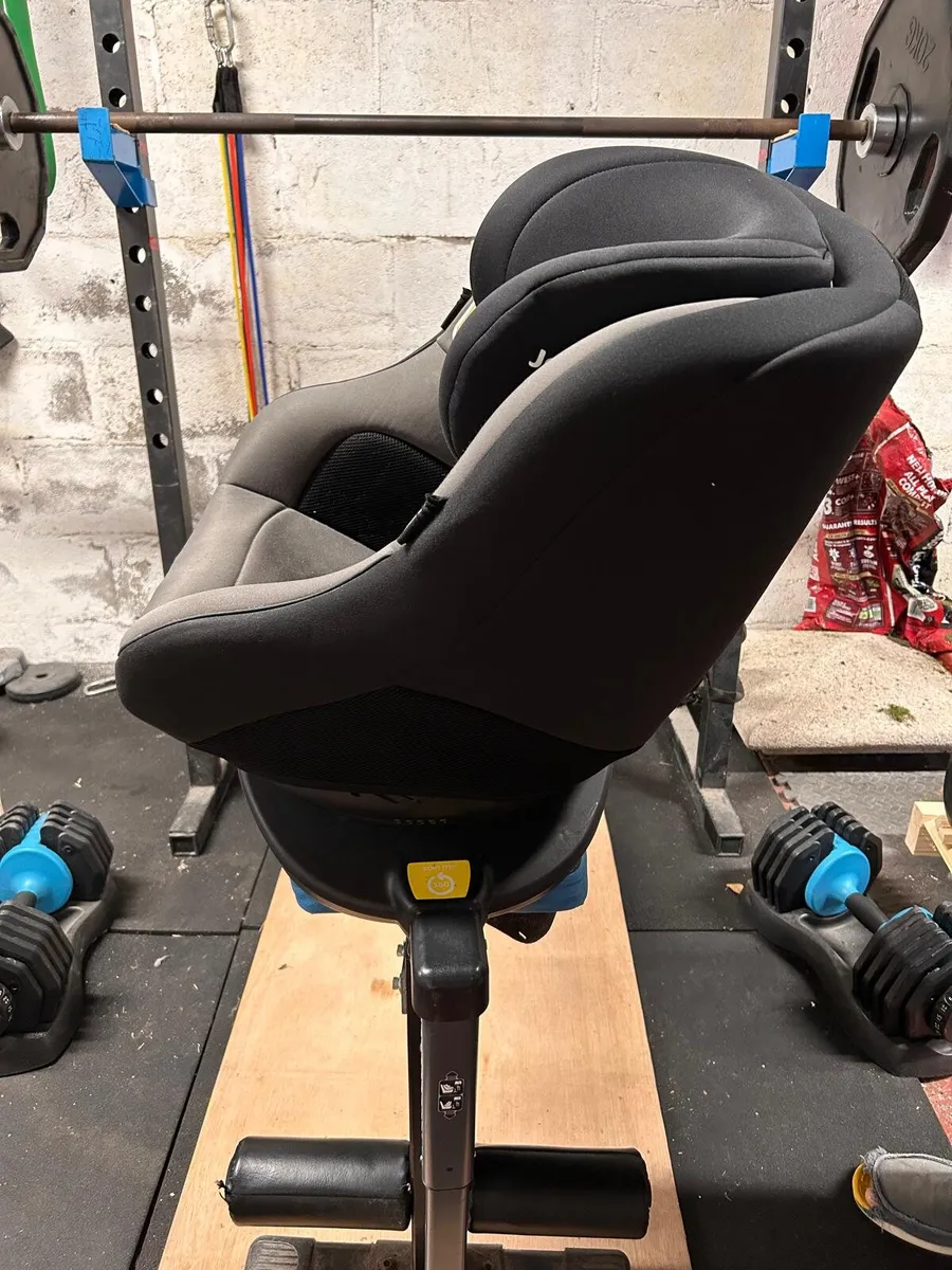 Joie 360 Car seat with Isofix - Image 2