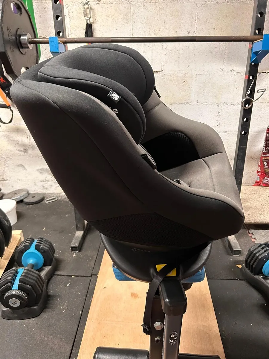 Joie 360 Car seat with Isofix - Image 3
