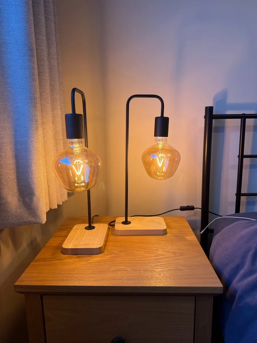 Bedside lamp set - Image 1