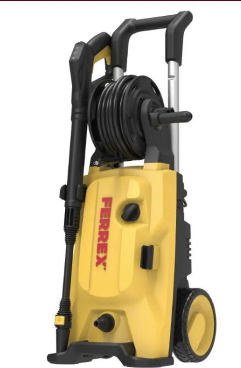 FERREX 2.2KW Pressure Washer – FREE accessories