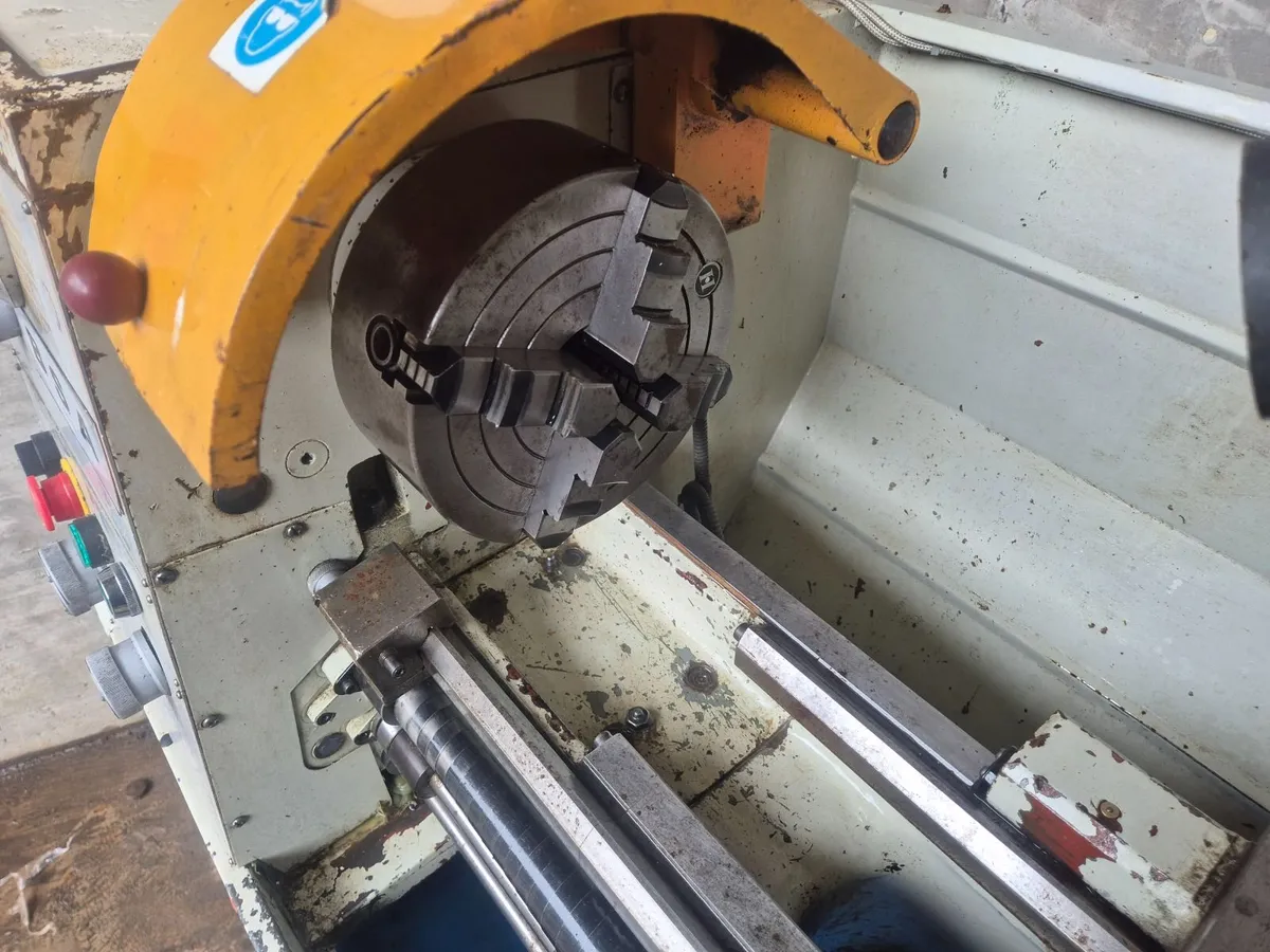 230V Lathe - Image 4