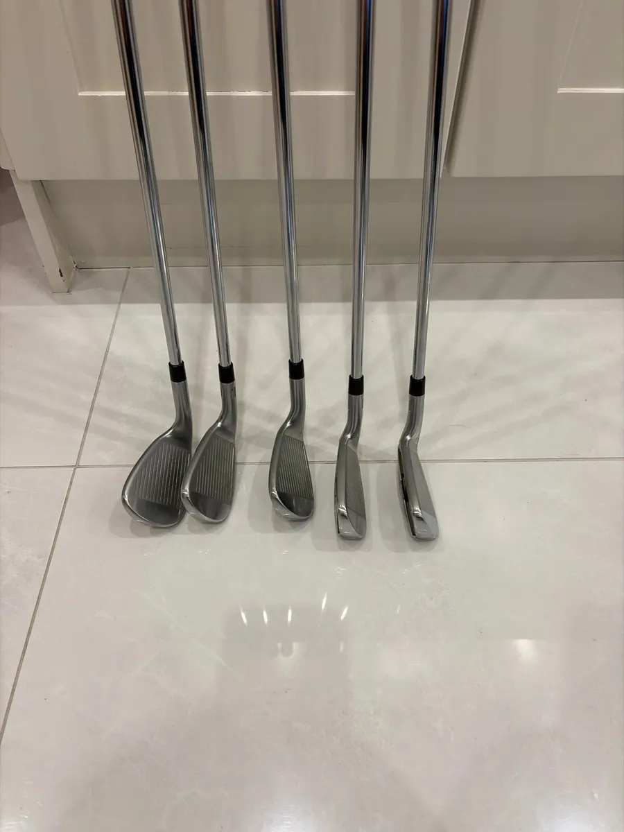 Taylormade Qi irons - Image 3