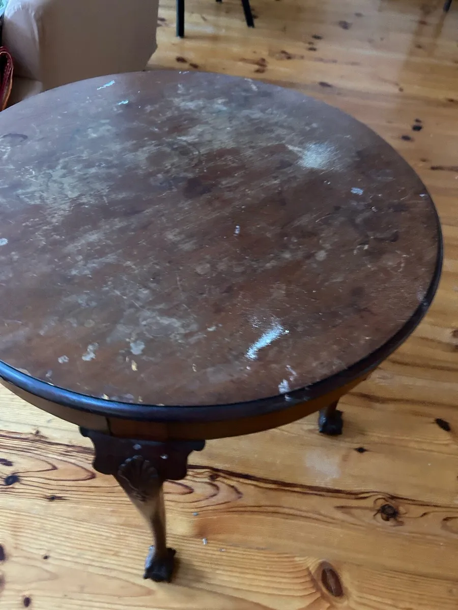 Mahogany Round table - Image 2