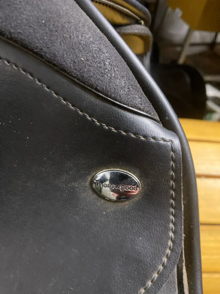 Thorowgood adjustable dressage saddle - Image 4
