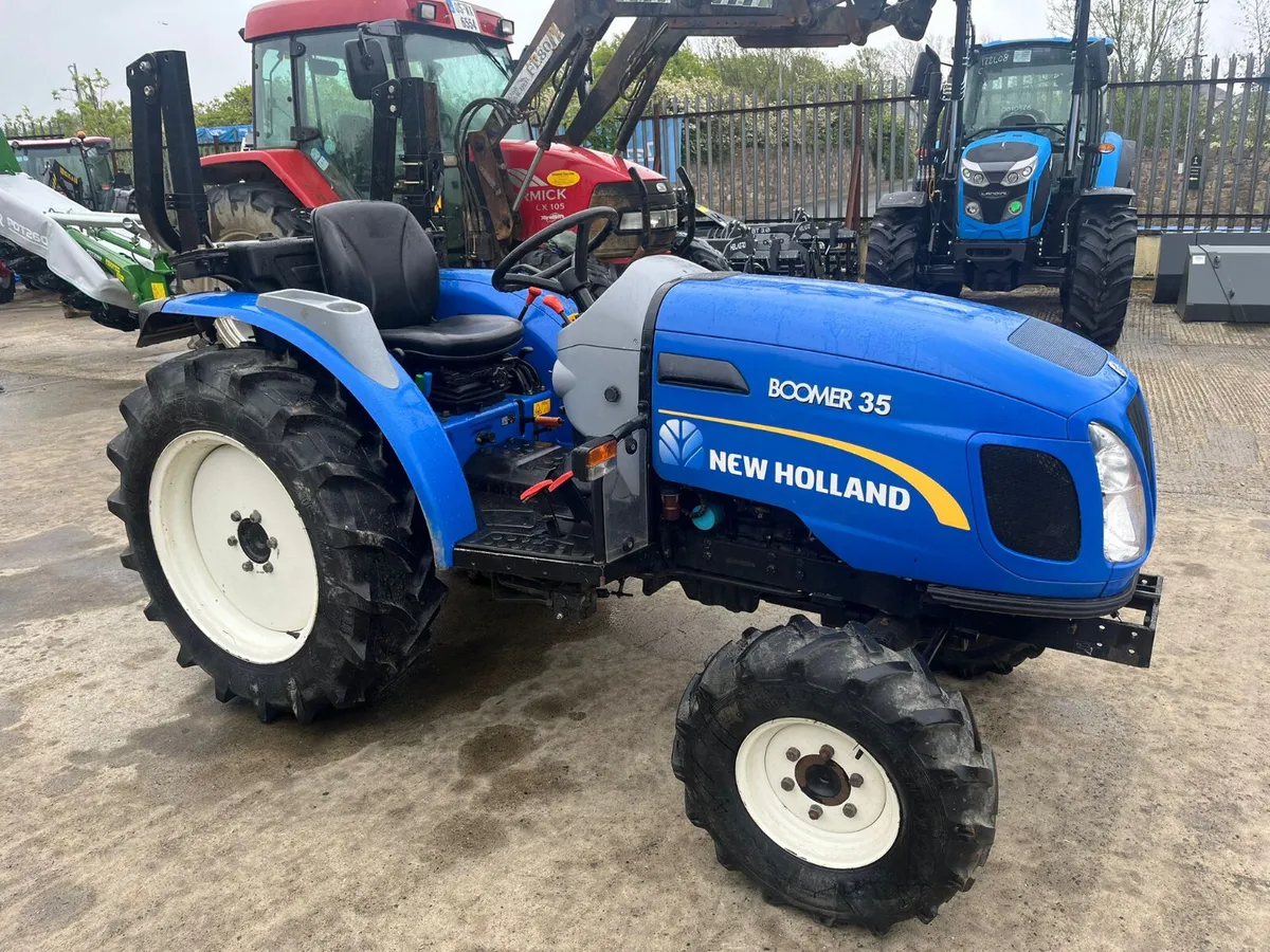 New Holland Boomer 35 - Image 2