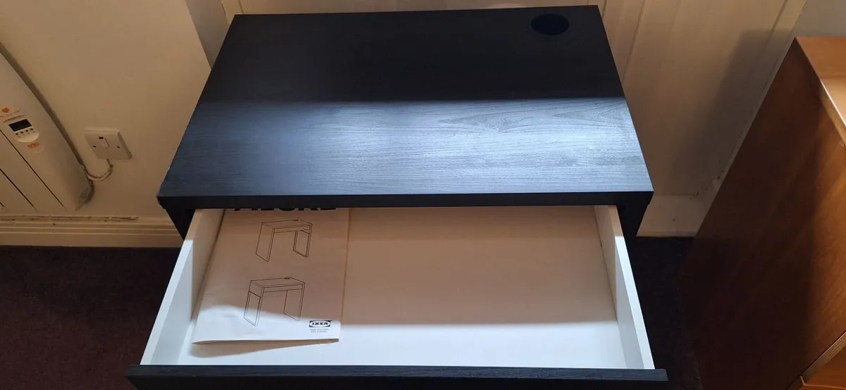 Office desk & chair - Image 2