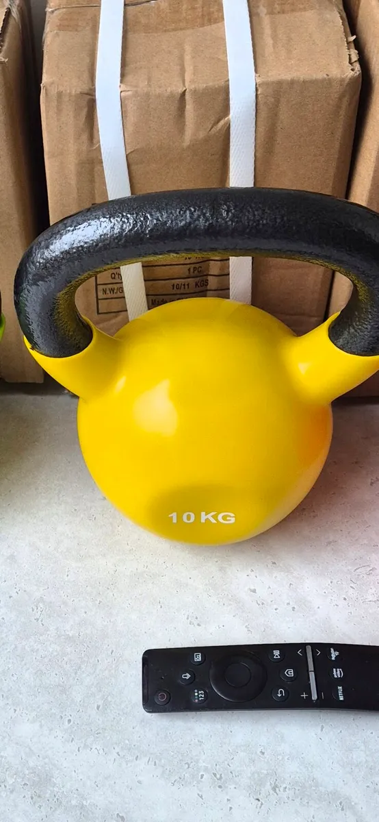 2xbrand new cast iron kettlebells - Image 2