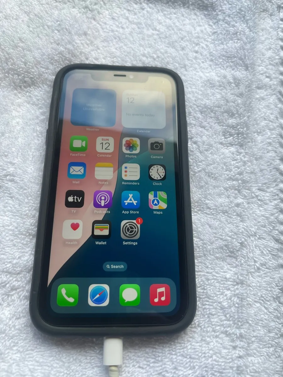 I phone - Image 2