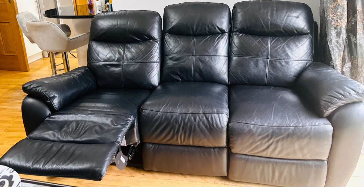 3 Seaters Leather Recliner Sofa - Image 4