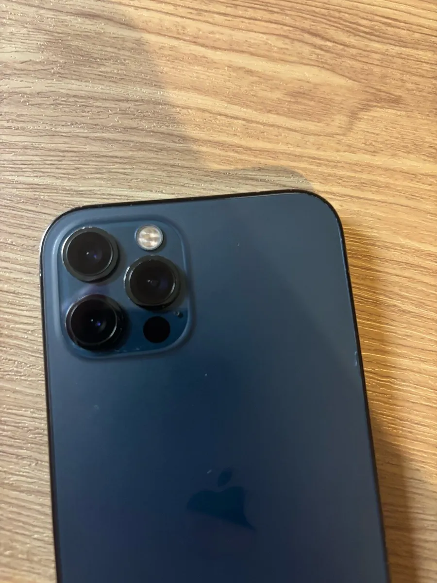 iPhone 12 Pro - Image 4