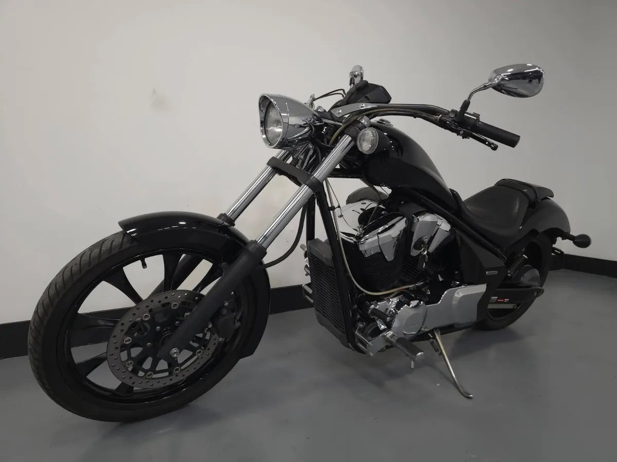 HONDA FURY VT1300 CXC FRESH IMPORT - Image 3