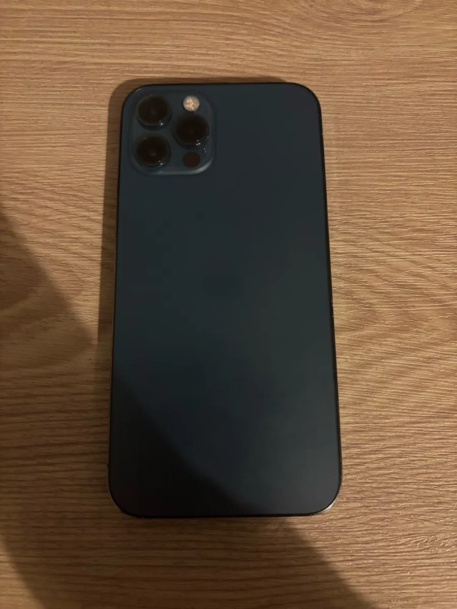 iPhone 12 Pro - Image 2