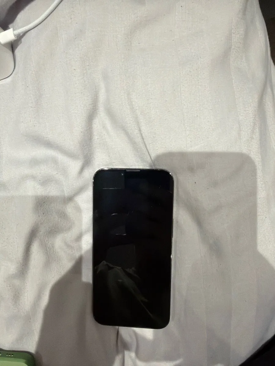 iPhone 13 Pro - Image 3