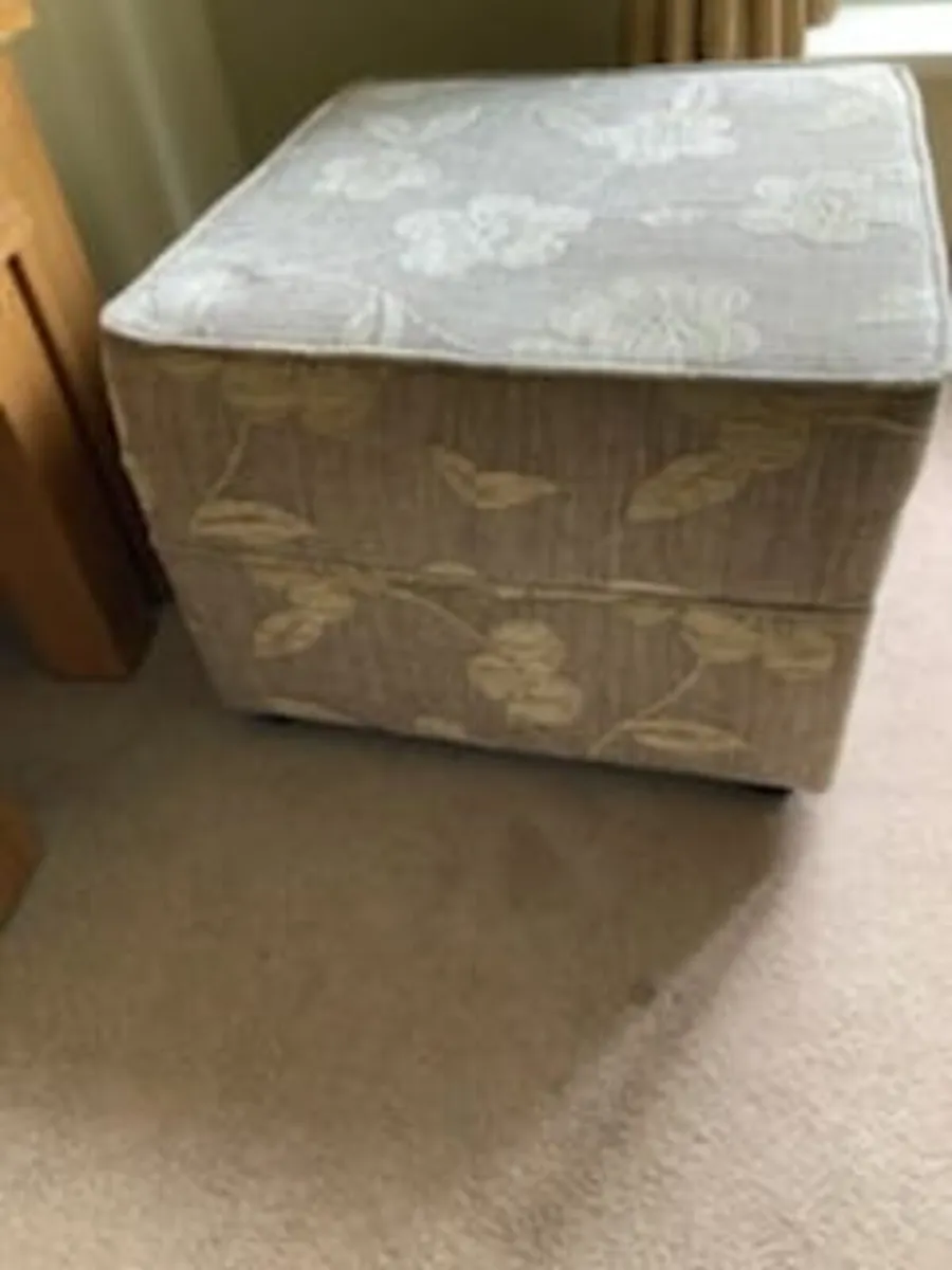 Couch - Image 3