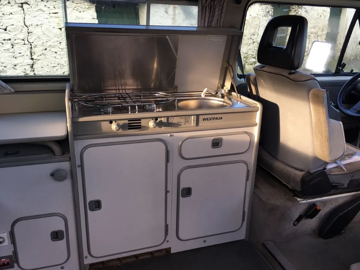 Volkswagen T25 1990 Diesel 1.9 Westfalia - Image 4