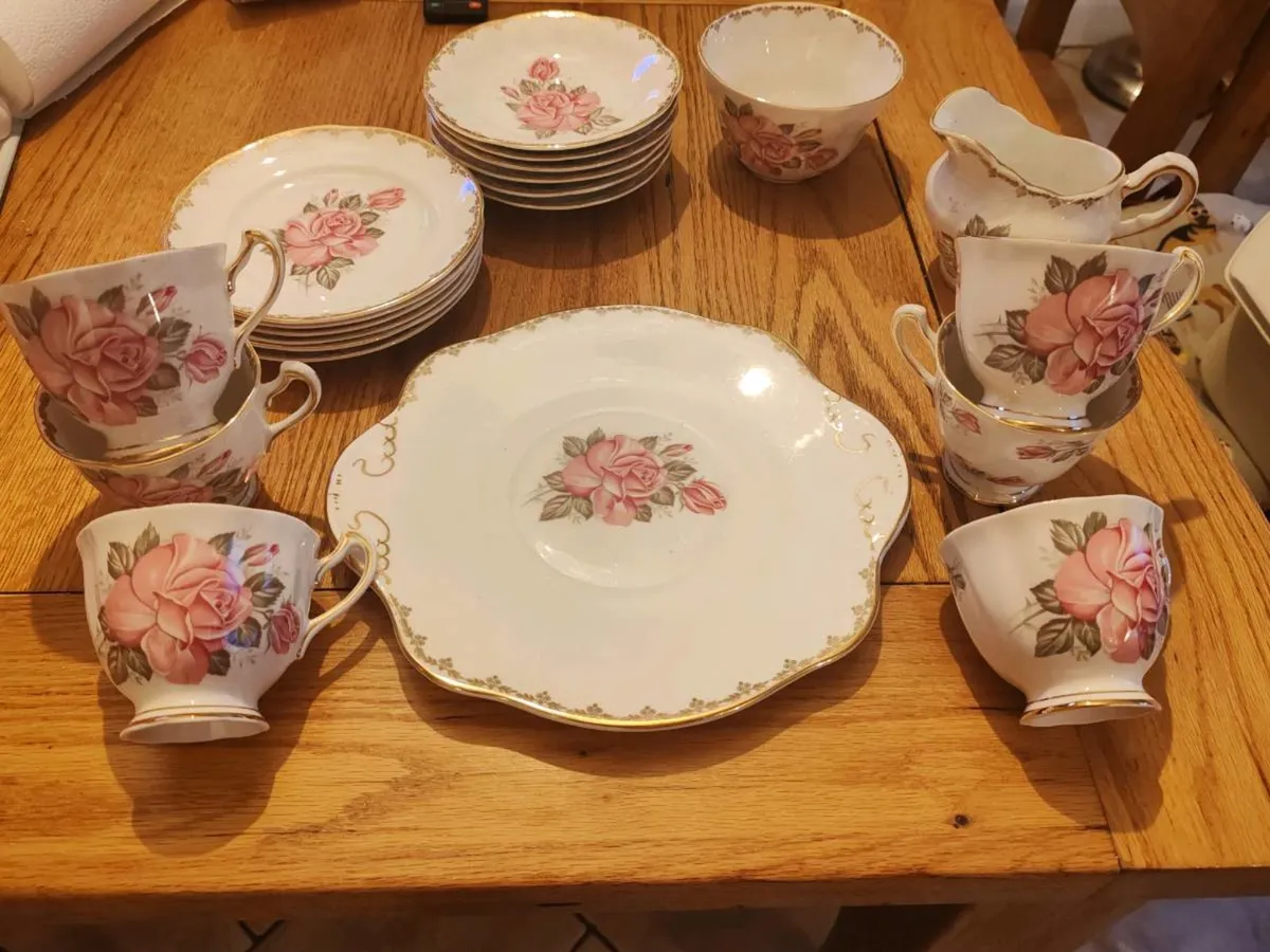 Royal Tara China tea set - Image 2